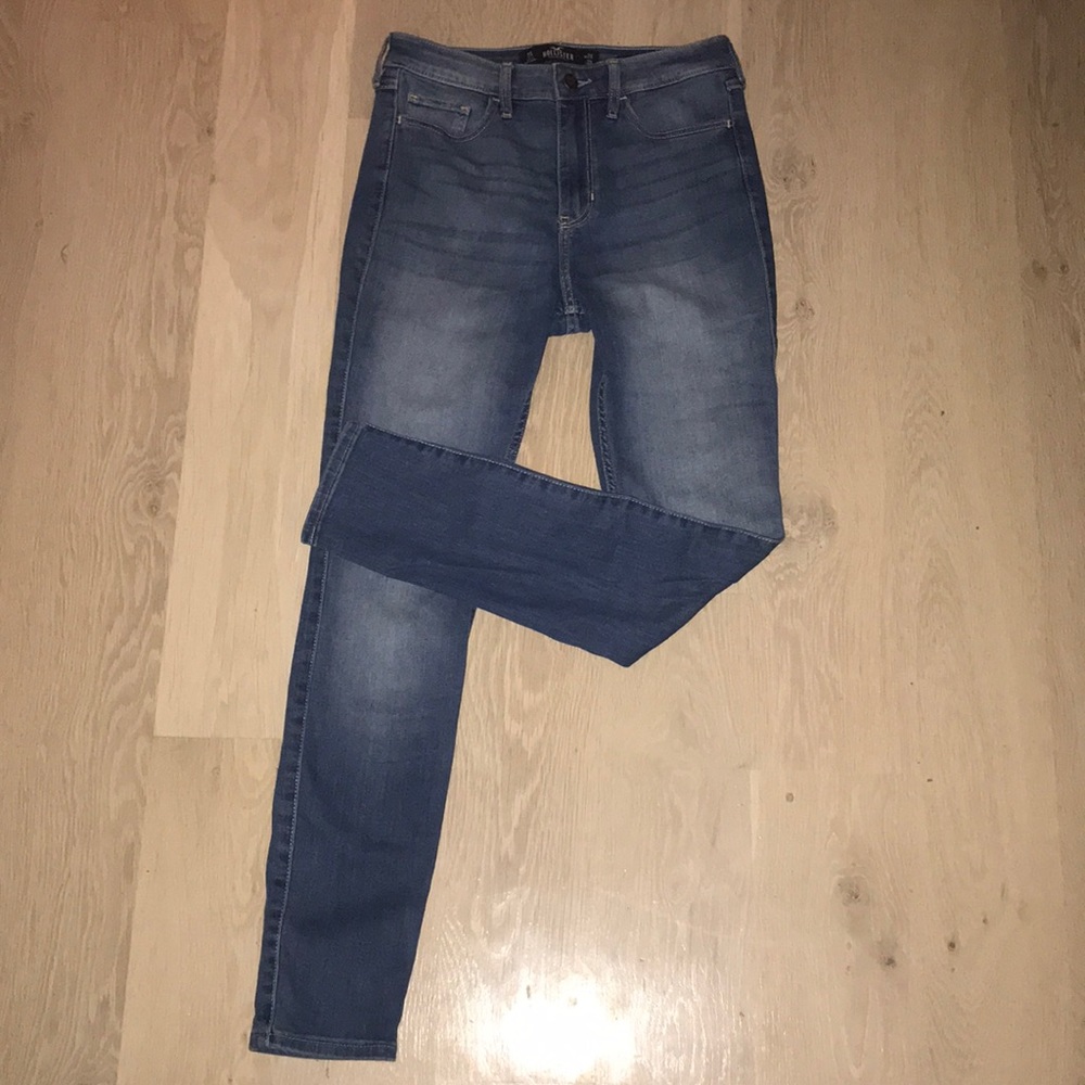 HOLLISTER Jeans Size 3 Short W26 L28